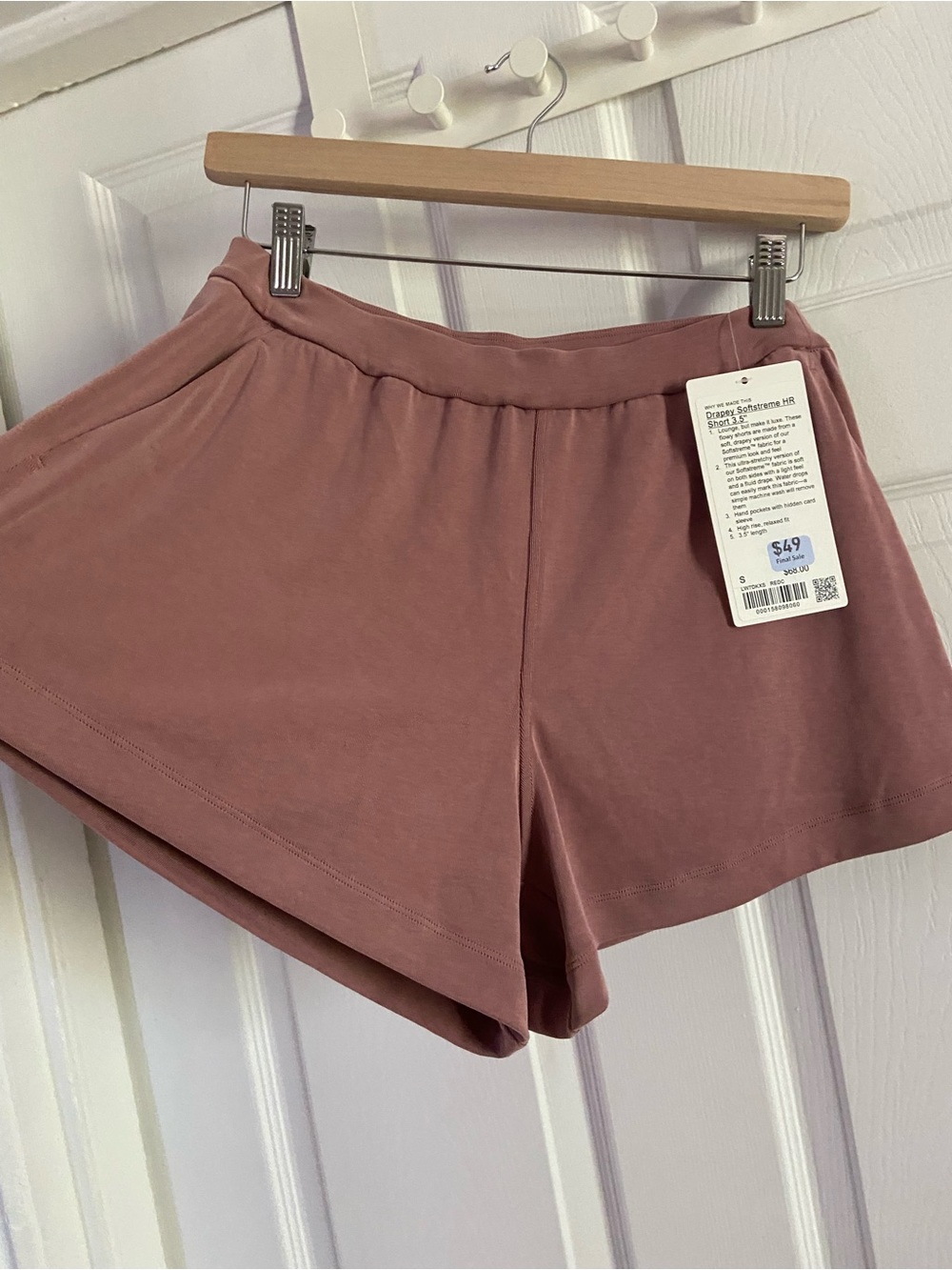 NWT lululemon athletica Softstreme Knit Shorts — Dusty Rose